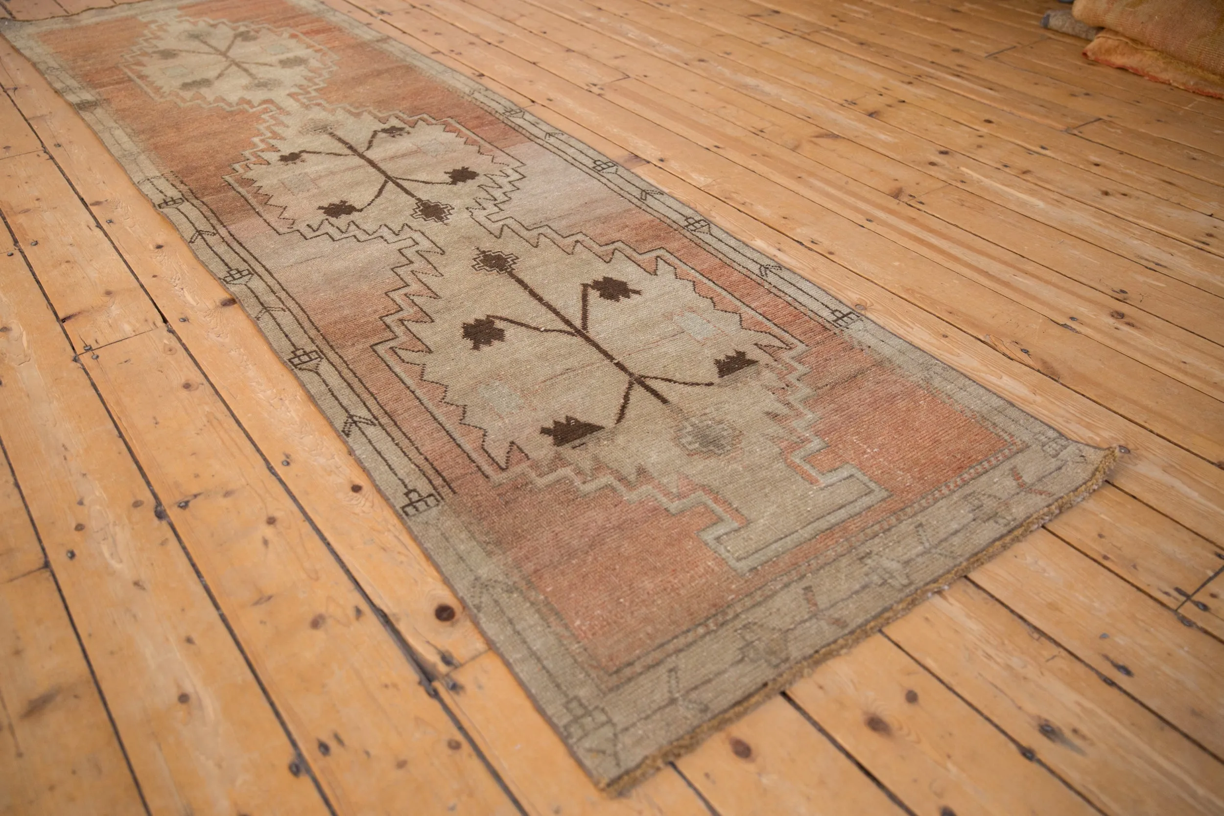 2.5x9.5 Vintage Distressed Oushak Rug Runner