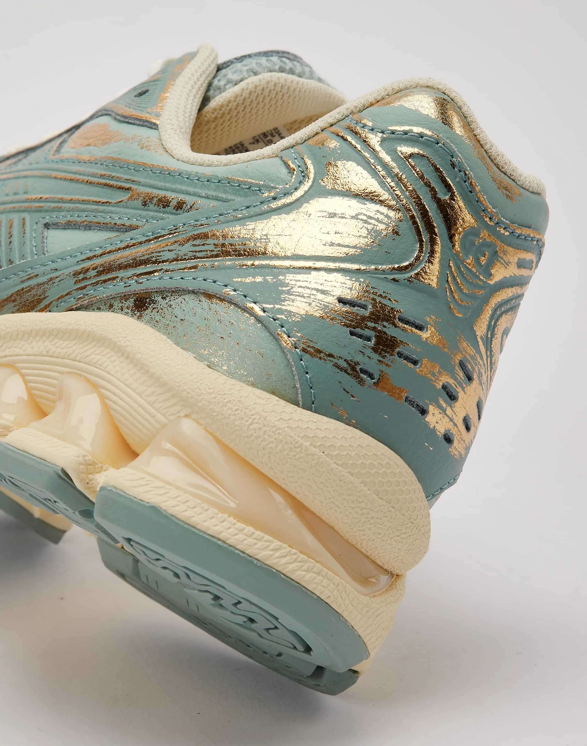 Asics  Kayano 14