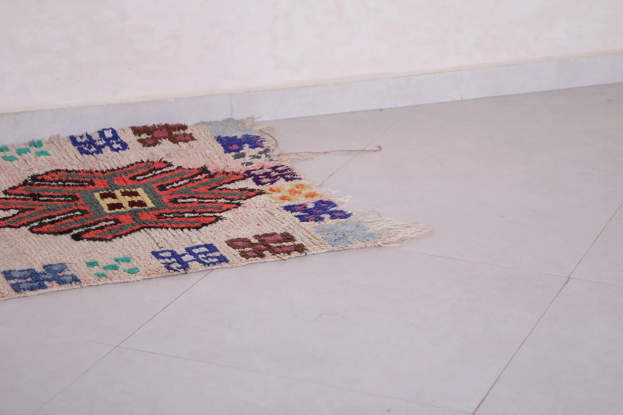 Colorful moroccan berber runner rug 2.7 X 5.9 Feet