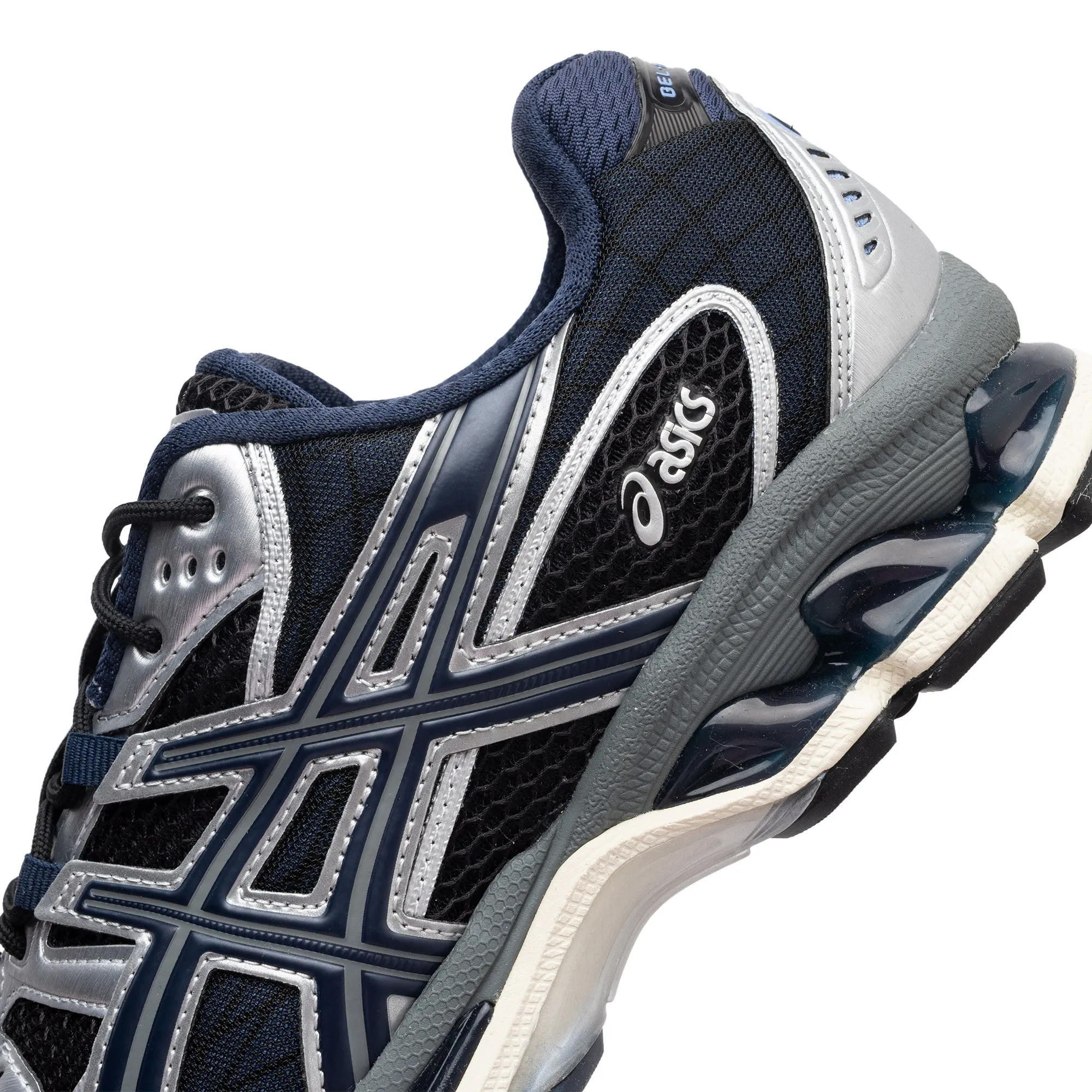Gel-Nimbus 10.1 Black 1203A543-003