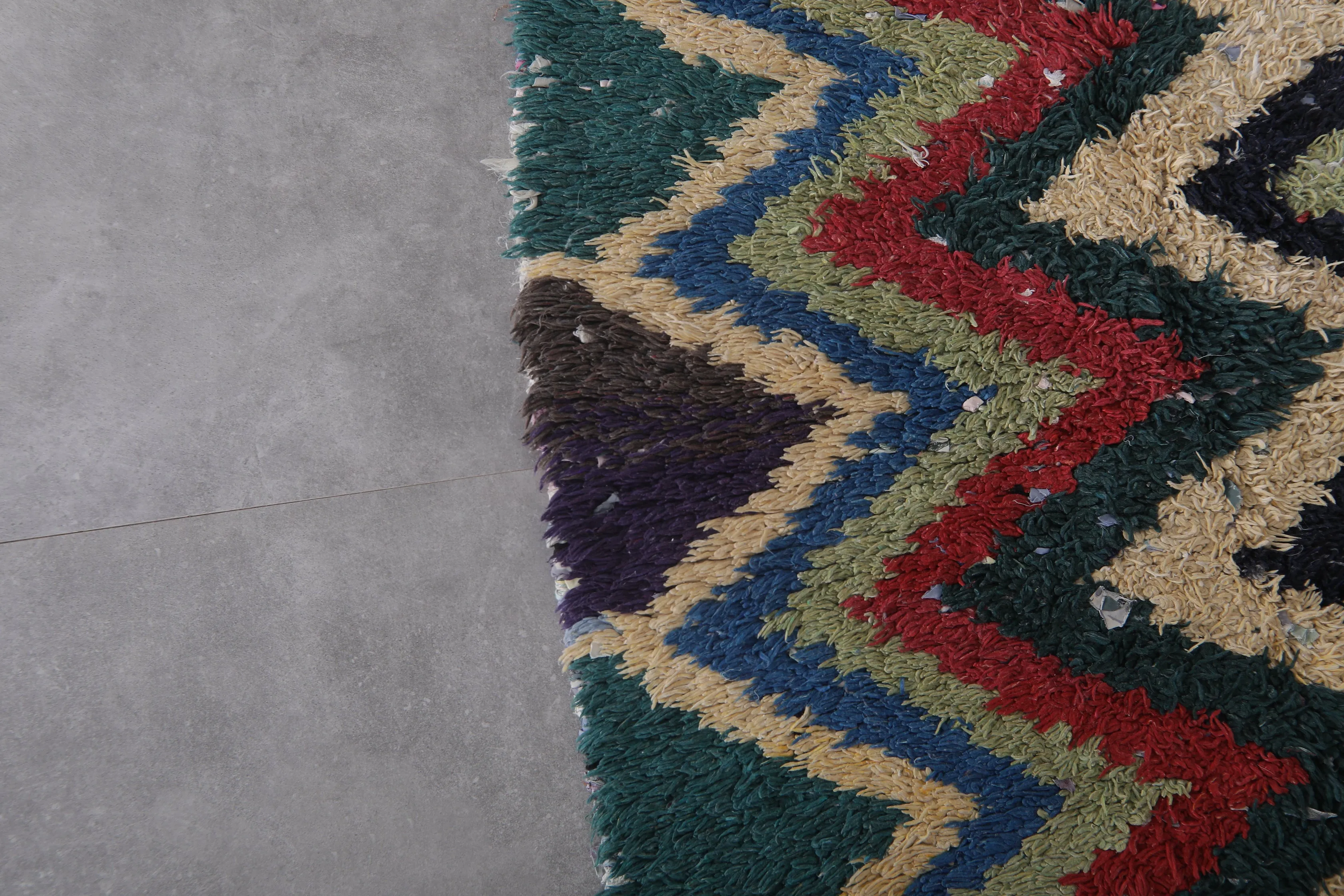 Handwoven Colorful Moroccan Rug – Unique Design | 3.2 x 6.7 FT