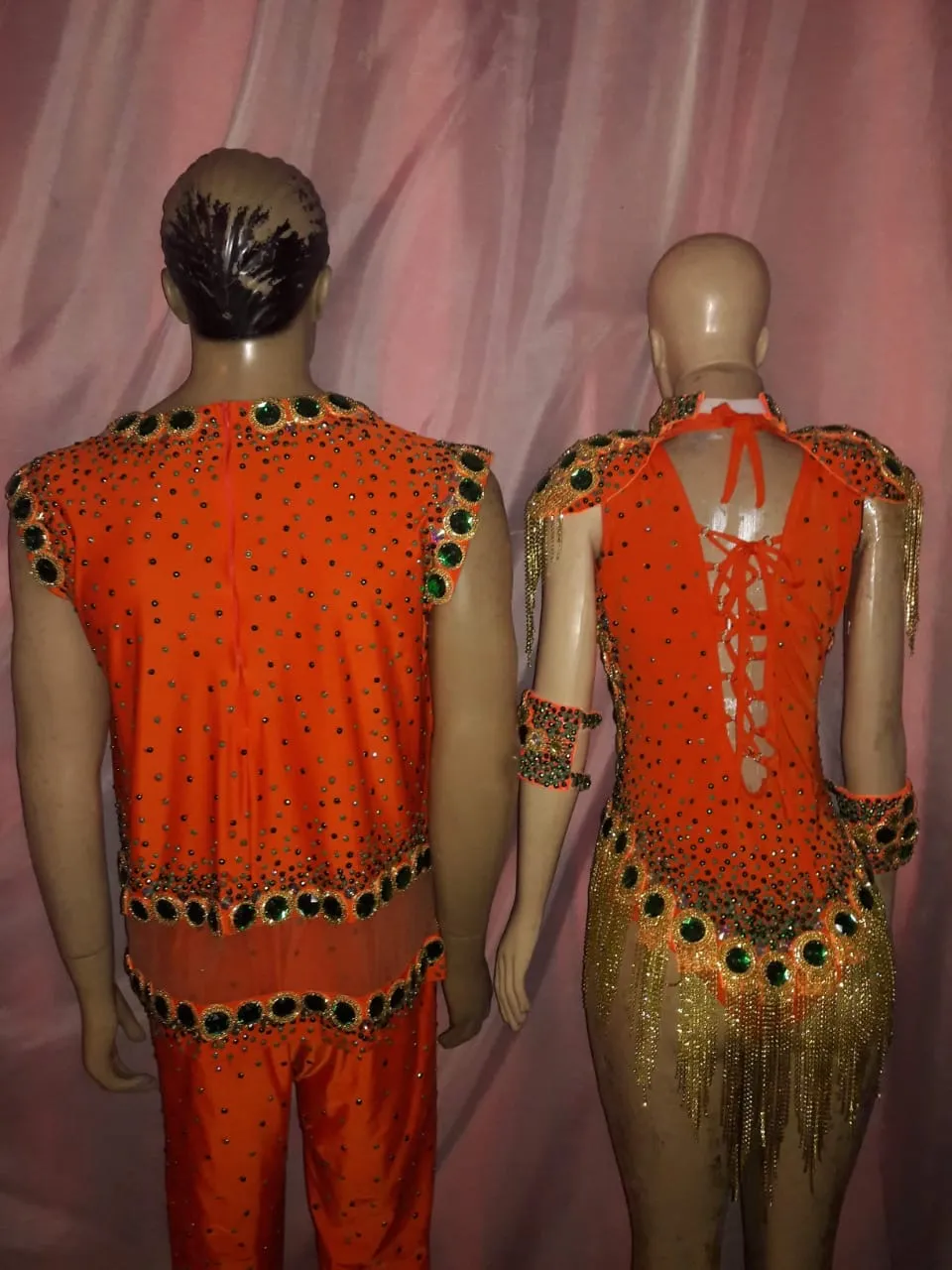 Laranja Samba Sapucaí