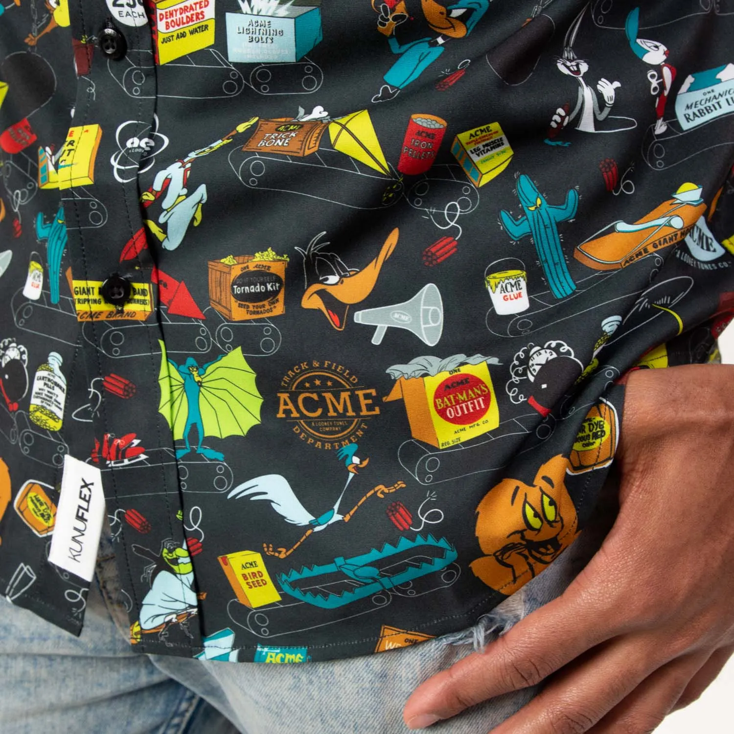 Looney Tunes "The ACME Catalog" – KUNUFLEX Short Sleeve Shirt
