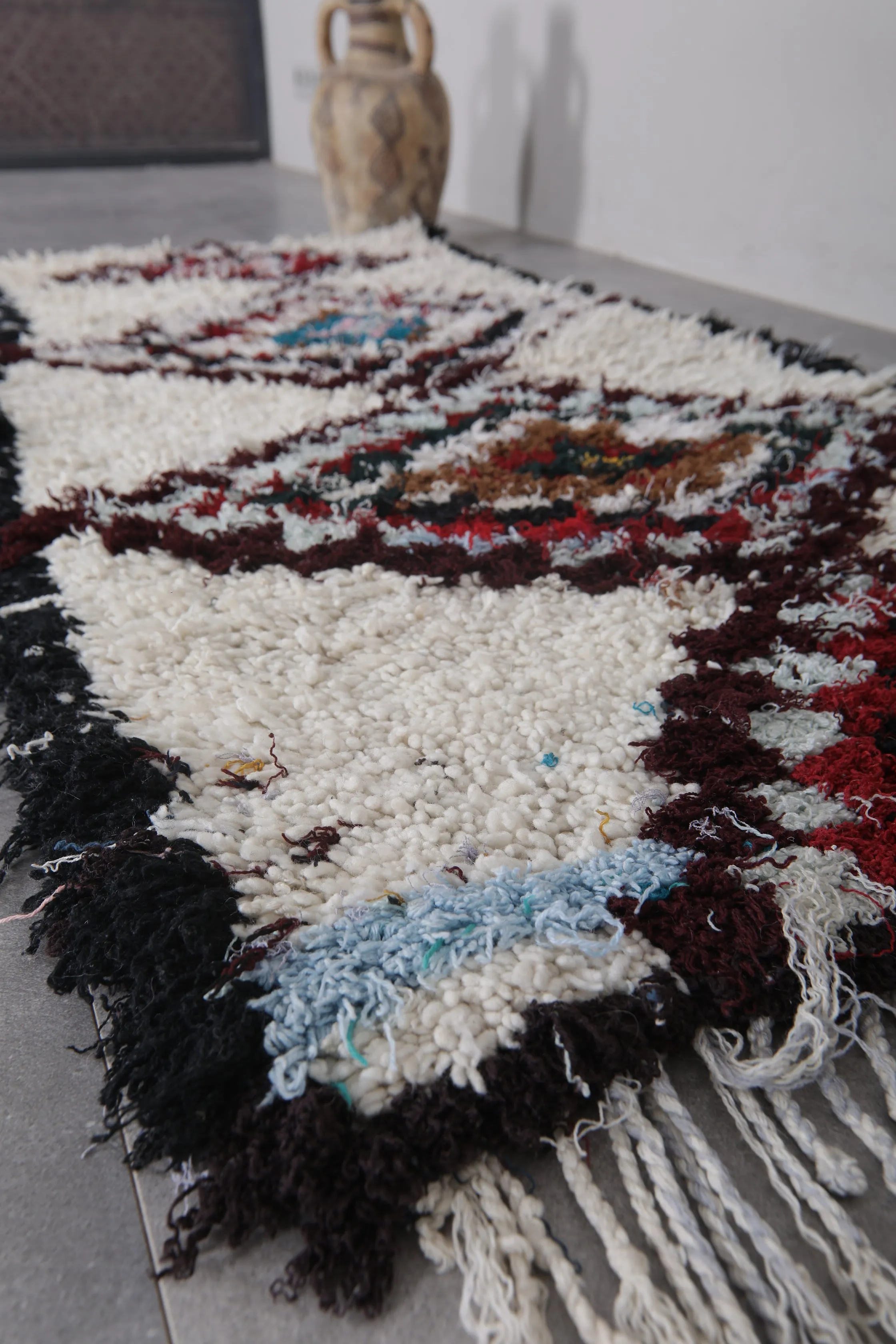 Moroccan hallway Runner Rug 2.5 X 5.6 Feet