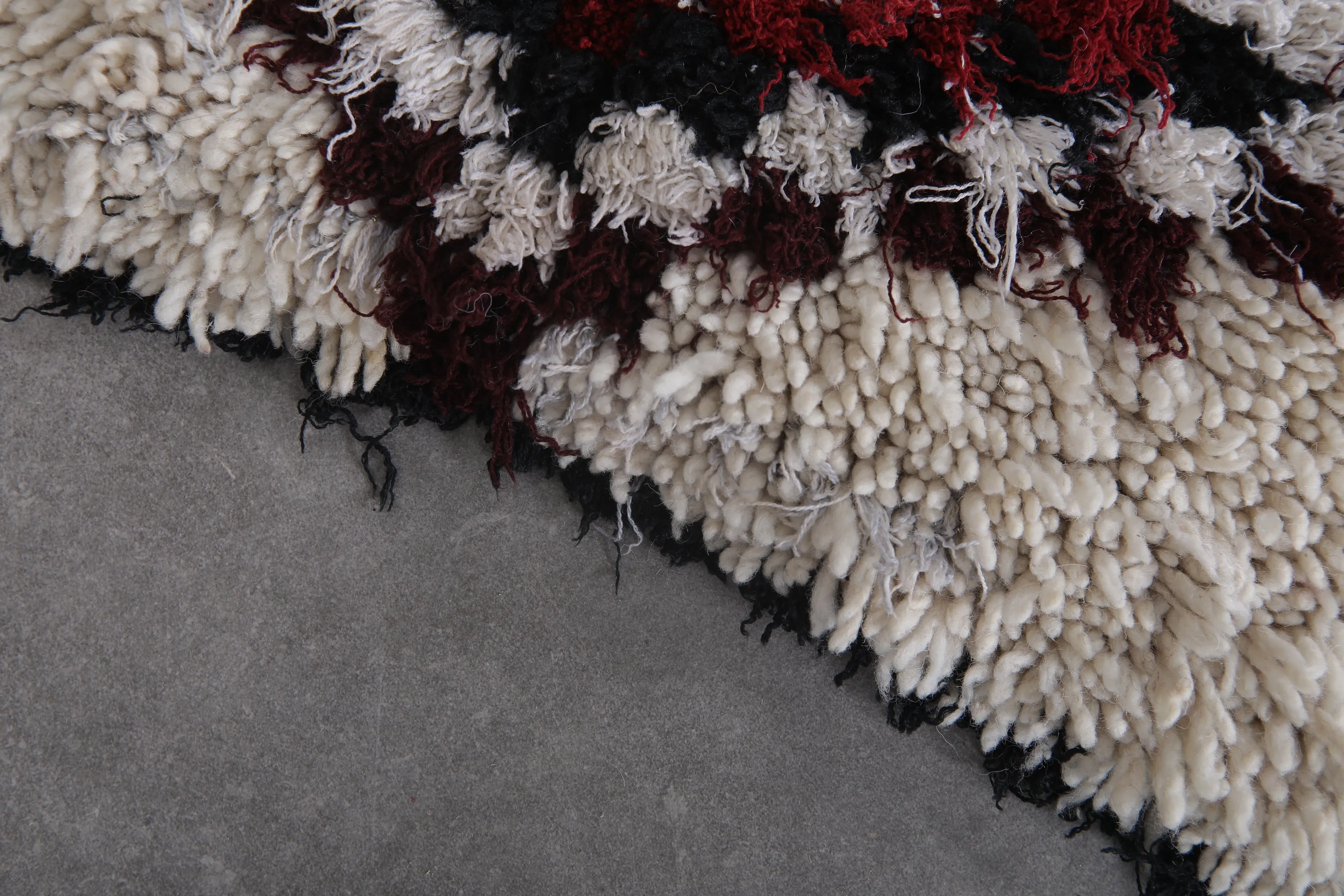 Moroccan hallway Runner Rug 2.5 X 5.6 Feet