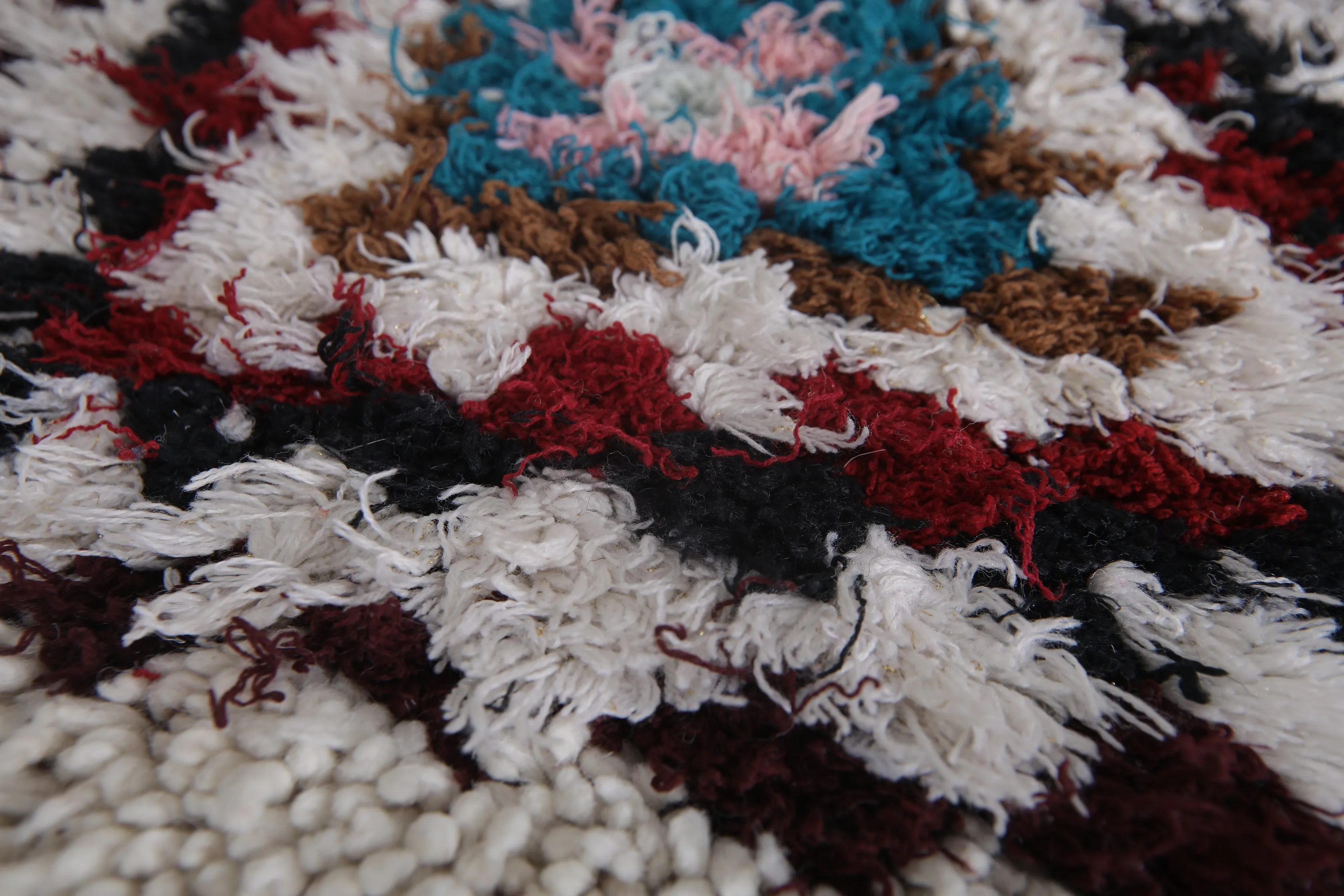 Moroccan hallway Runner Rug 2.5 X 5.6 Feet