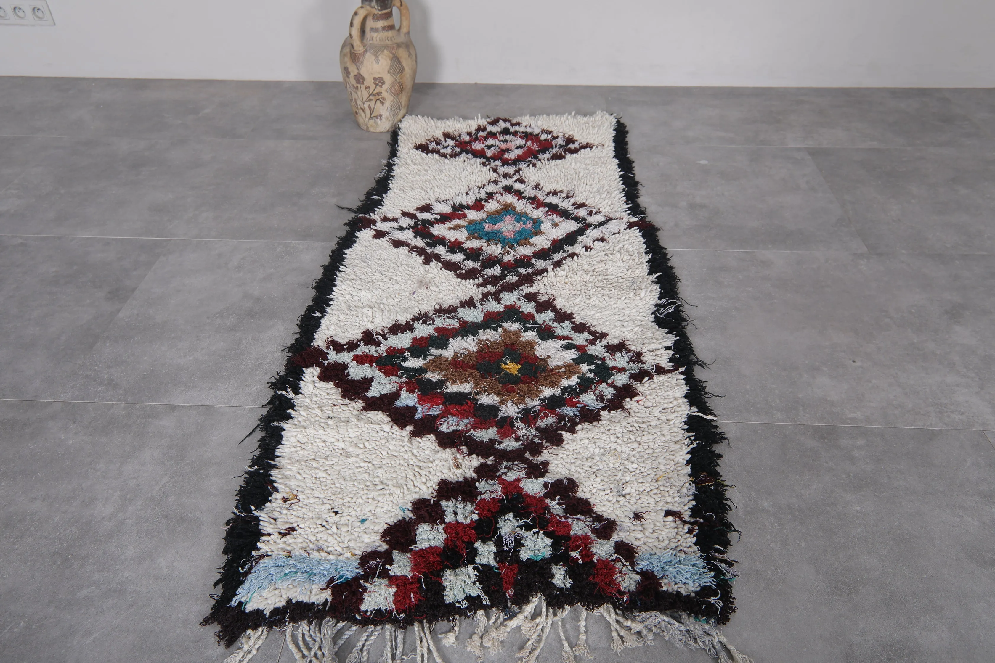 Moroccan hallway Runner Rug 2.5 X 5.6 Feet