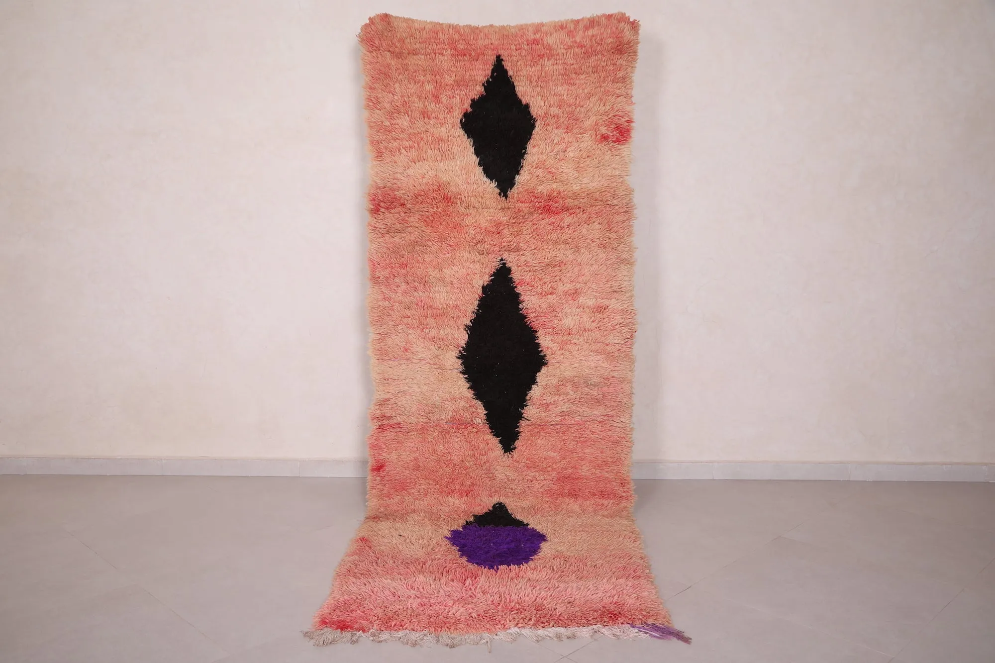 Moroccan Runner Rug 3.2 x 9 FT - Pink & Black Diamond Design