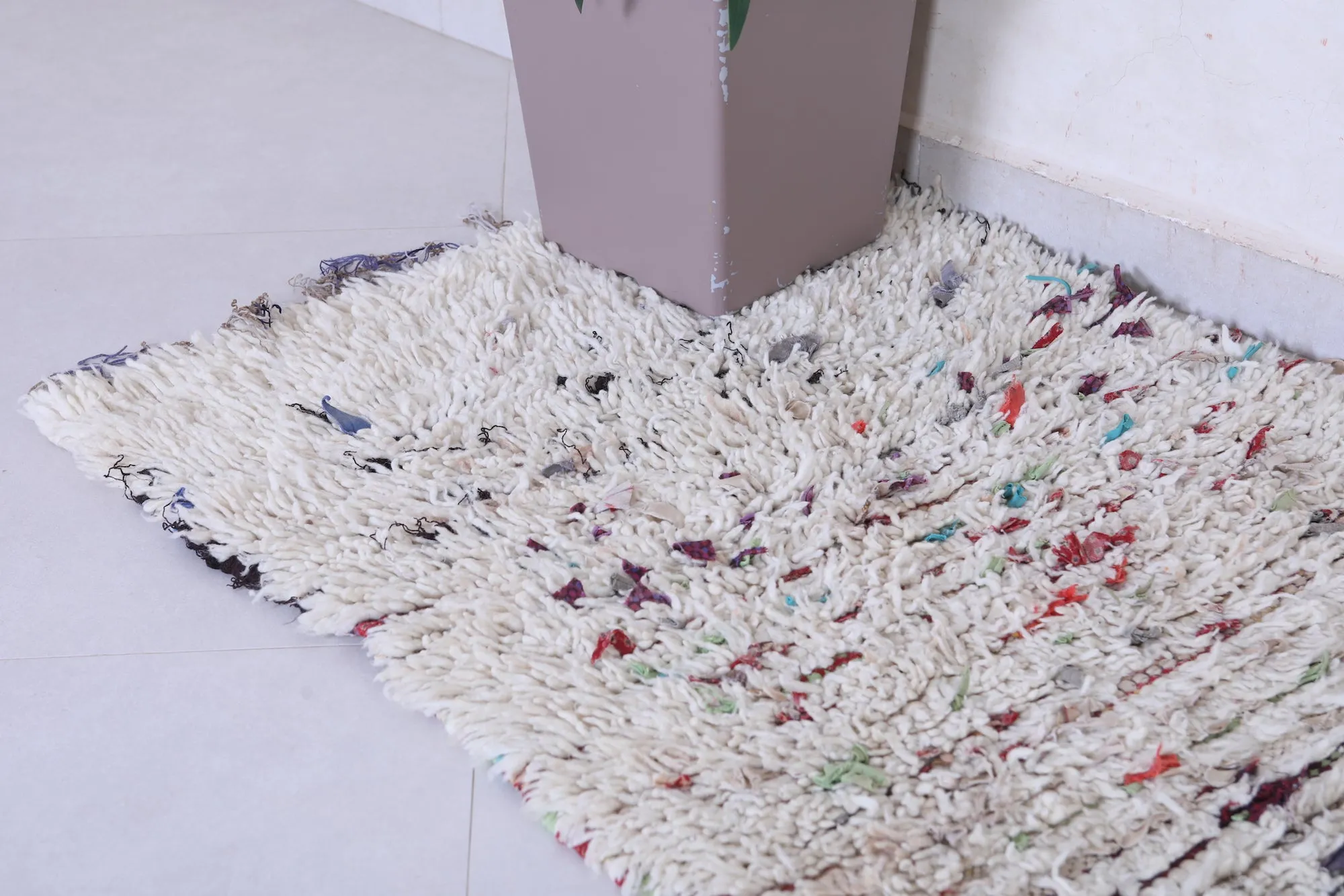 Moroccan Shaggy Rug Runner – Handmade Berber Carpet (2.4 x 5.9 ft)