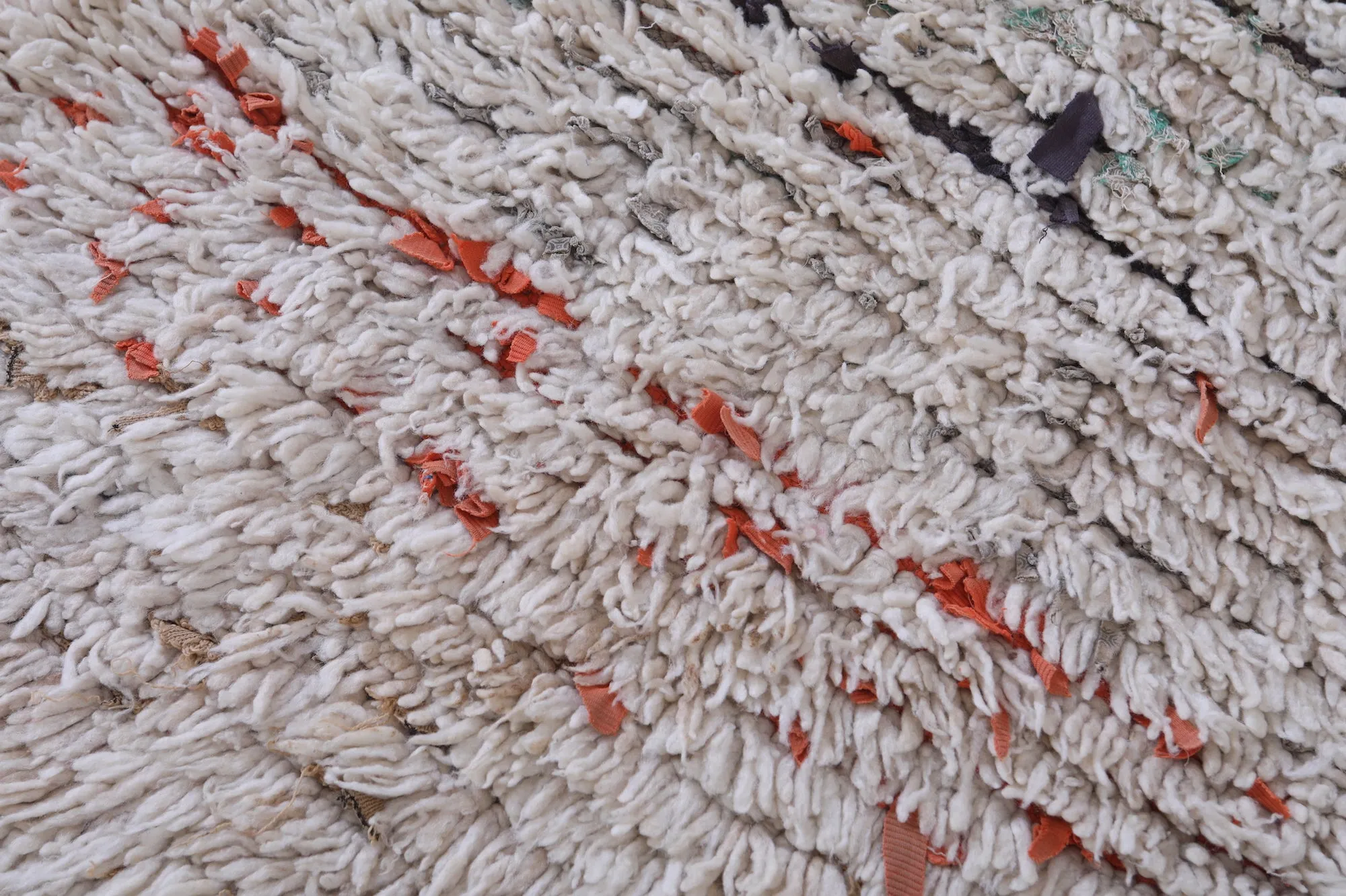 Moroccan Shaggy Rug Runner – Handmade Berber Carpet (2.4 x 5.9 ft)