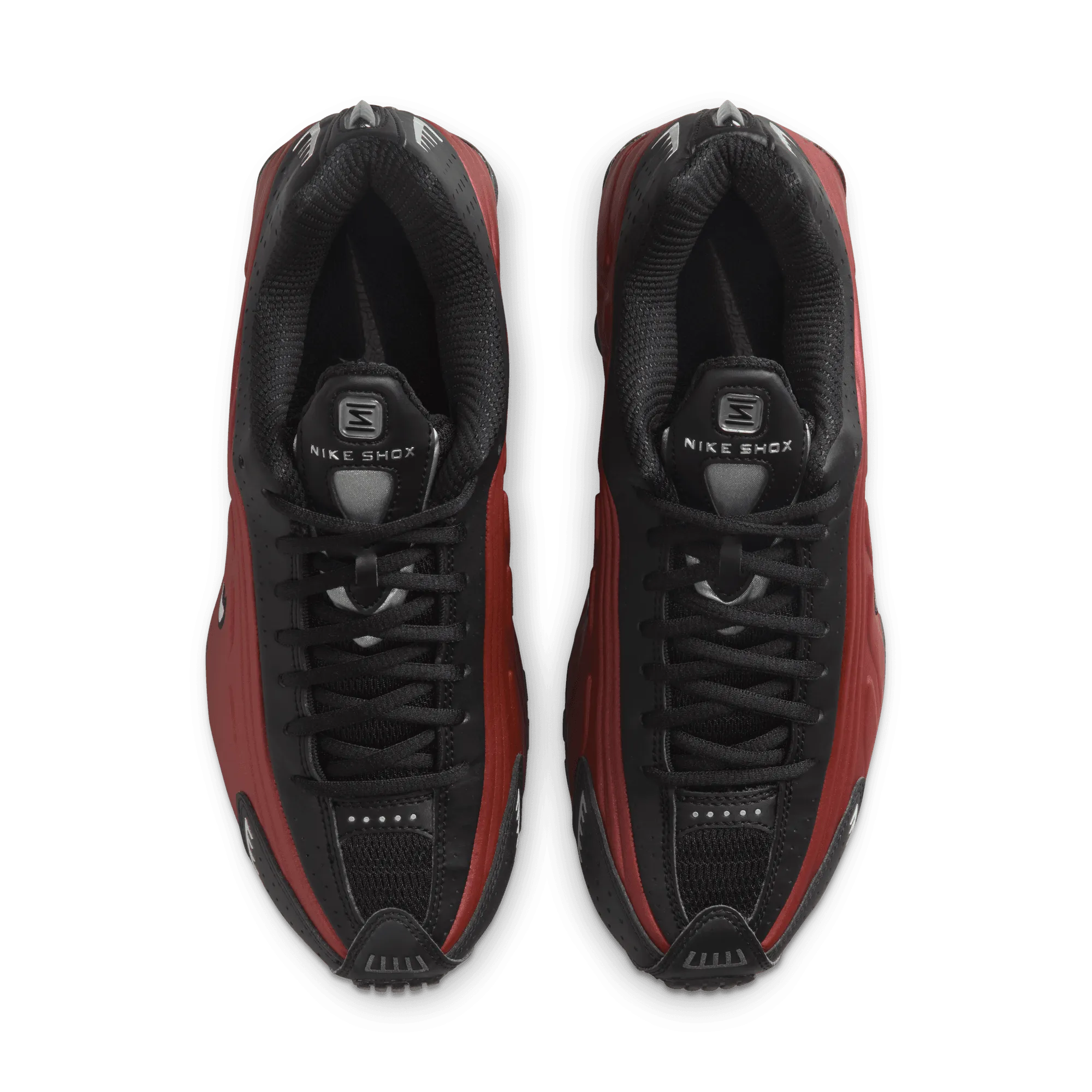 NIKE SHOX R4