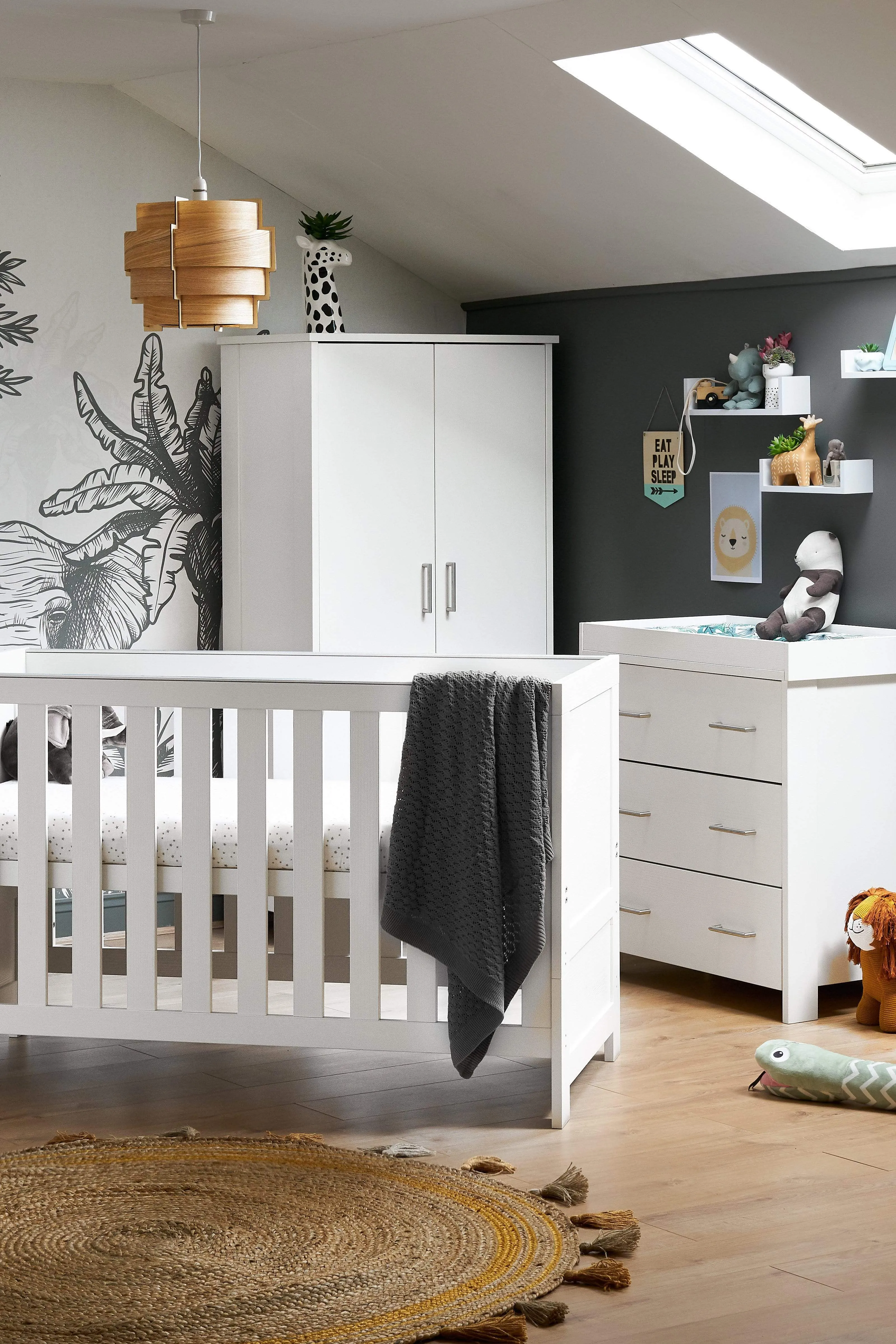 Obaby Nika 2 Piece Room Set - White Wash