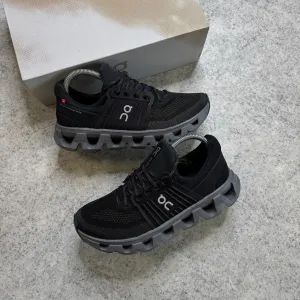 On Runners CloudSwift 4 - Black/Charcoal