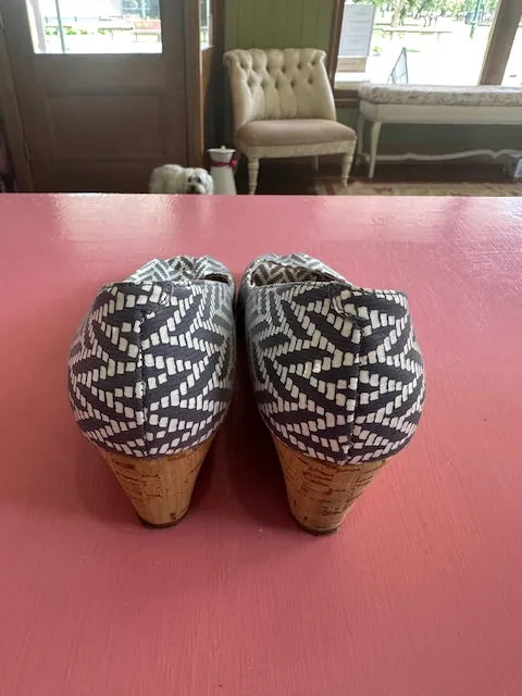 PL Nina Leons Wedges Size AU11