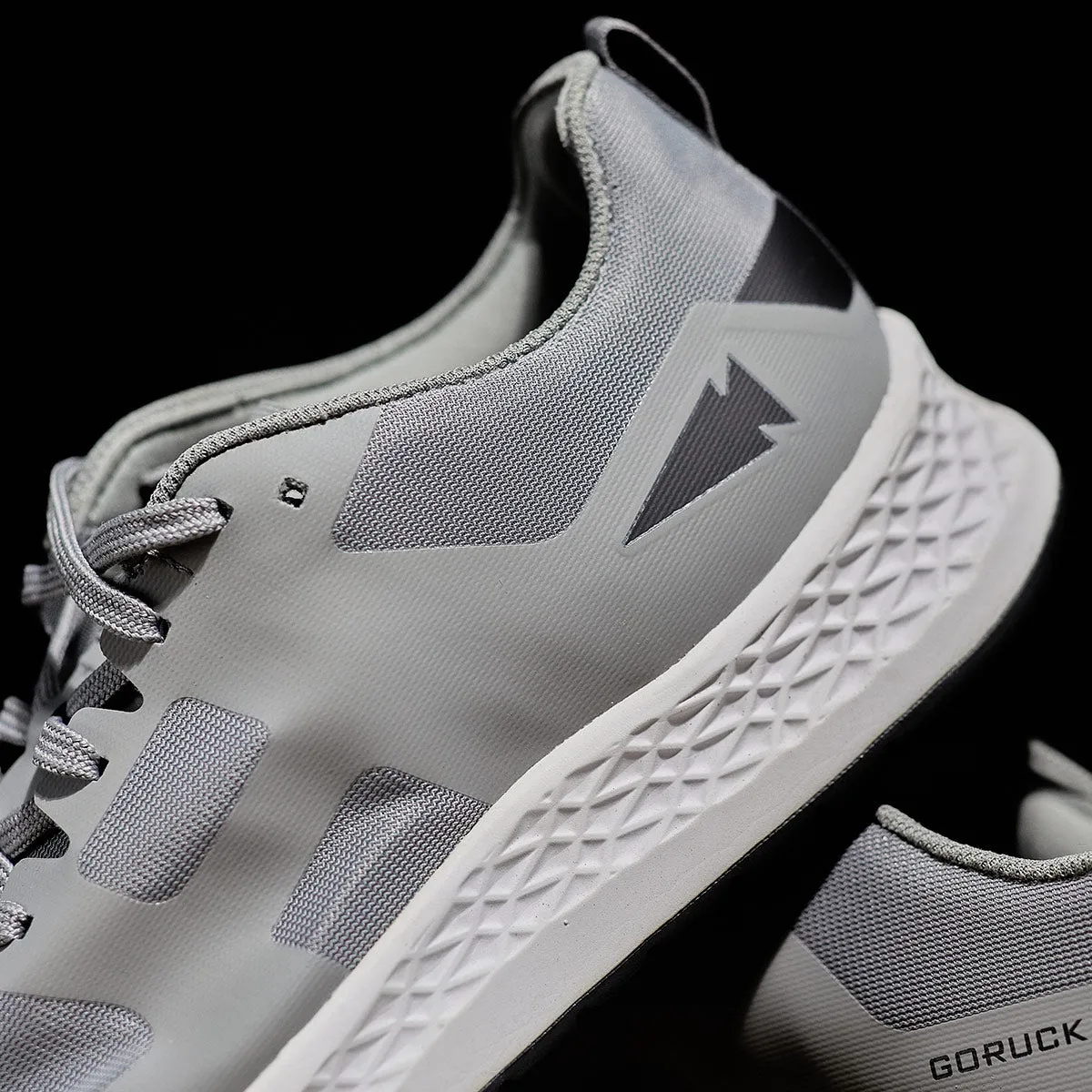 Rough Runners - Speed Grey   White   Raven