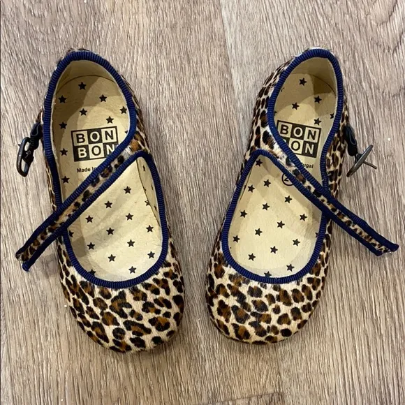 Selling these bonton shoes size 23, 24 and 36