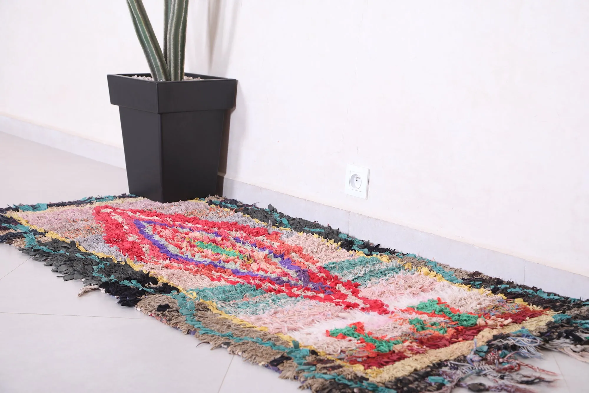 Shaggy Colorful Moroccan Rug 2.5 X 5.4 Feet