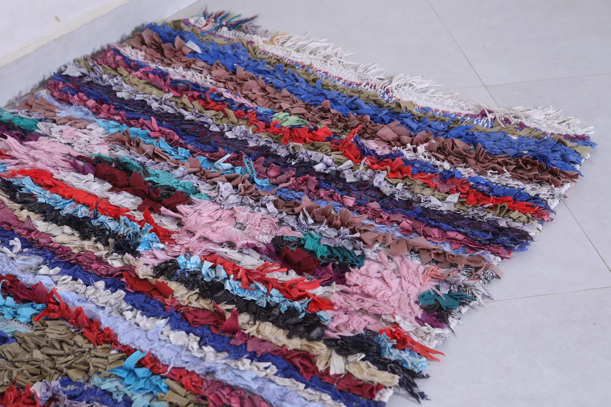 Shaggy Moroccan Boucherouite Rug – Handmade, 3 x 6.7 FT