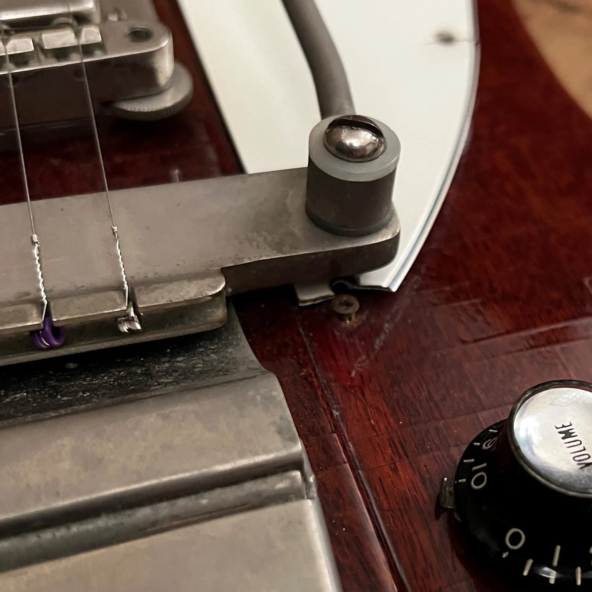 SOLD - Gibson V Firebird 1965 Cherry Red