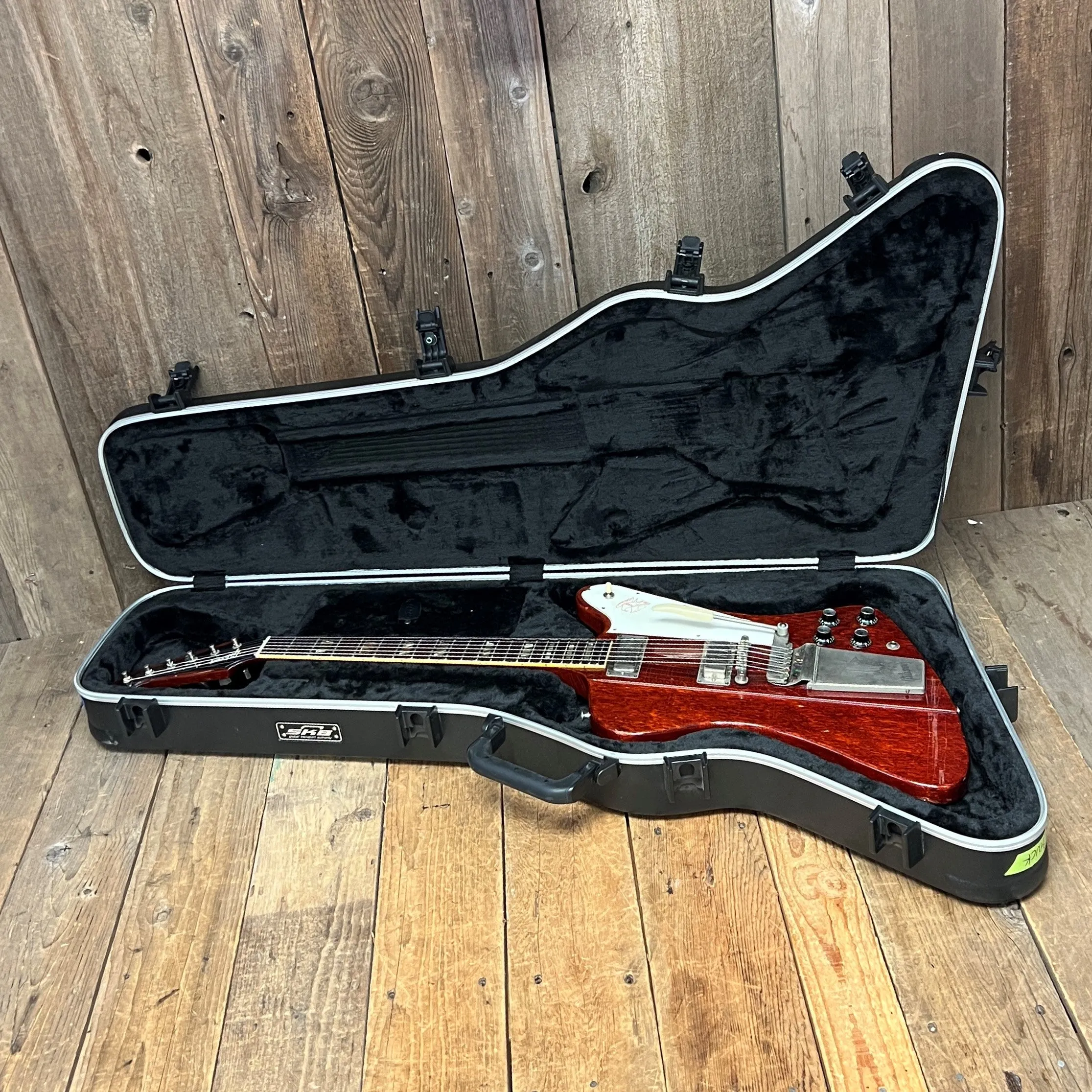SOLD - Gibson V Firebird 1965 Cherry Red