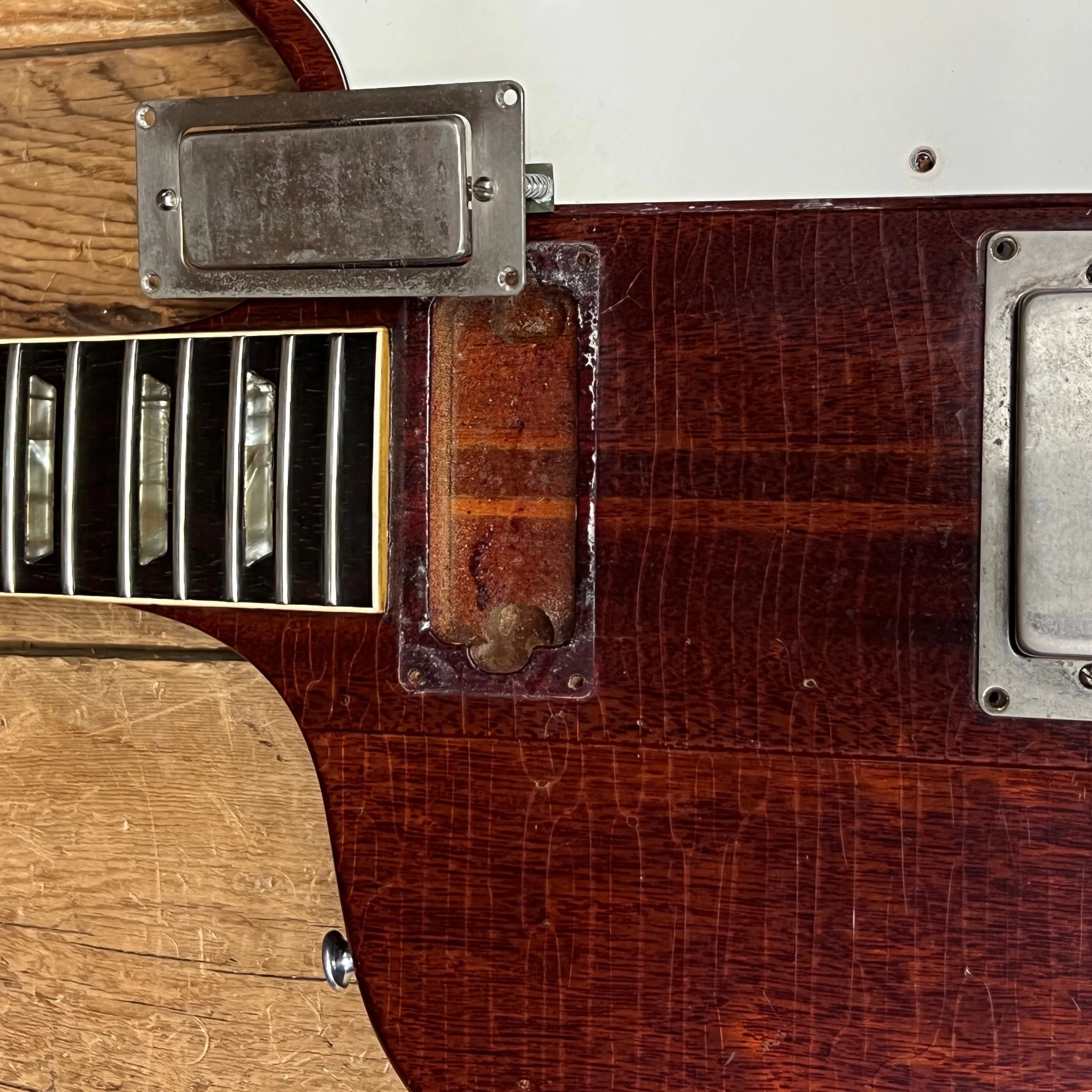 SOLD - Gibson V Firebird 1965 Cherry Red
