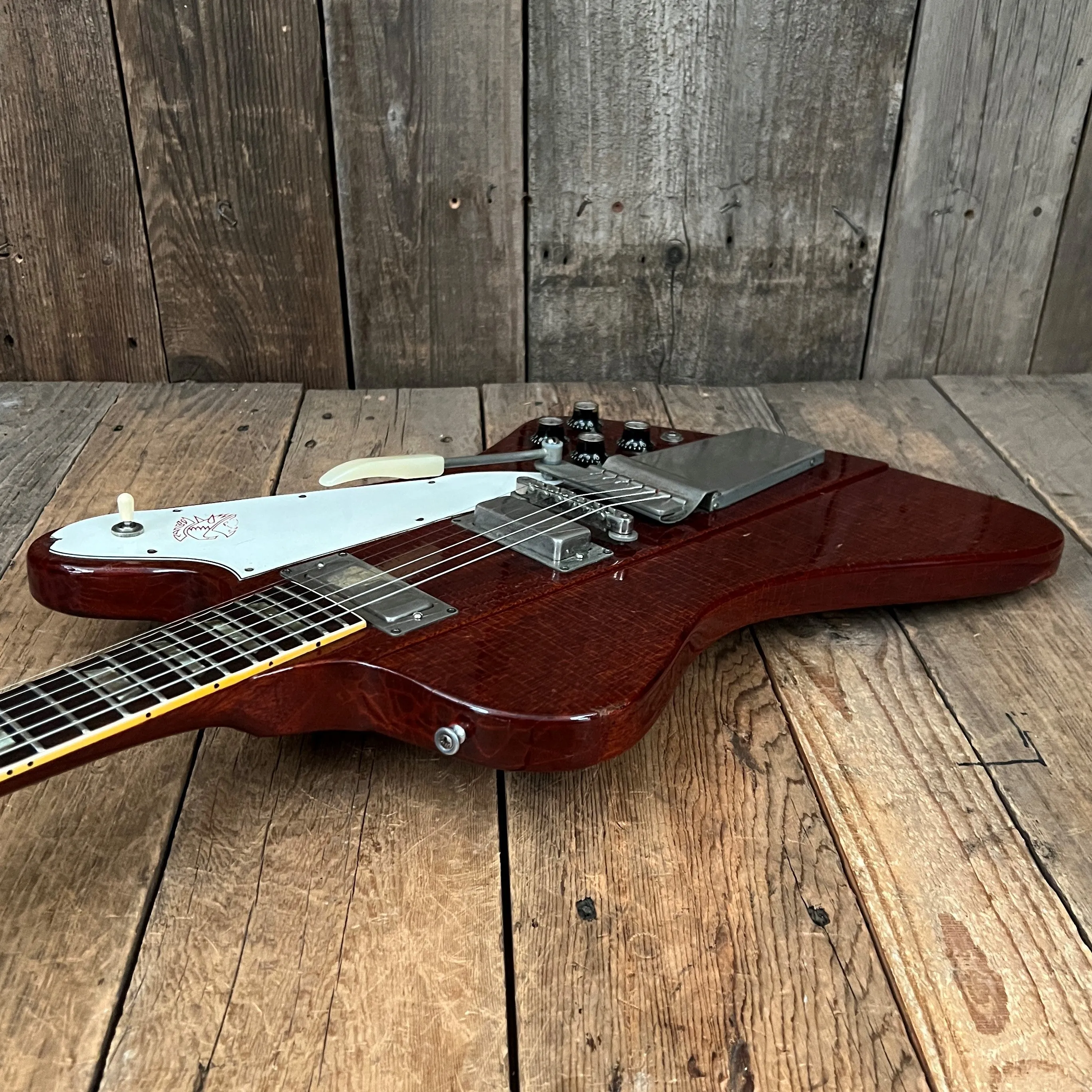 SOLD - Gibson V Firebird 1965 Cherry Red
