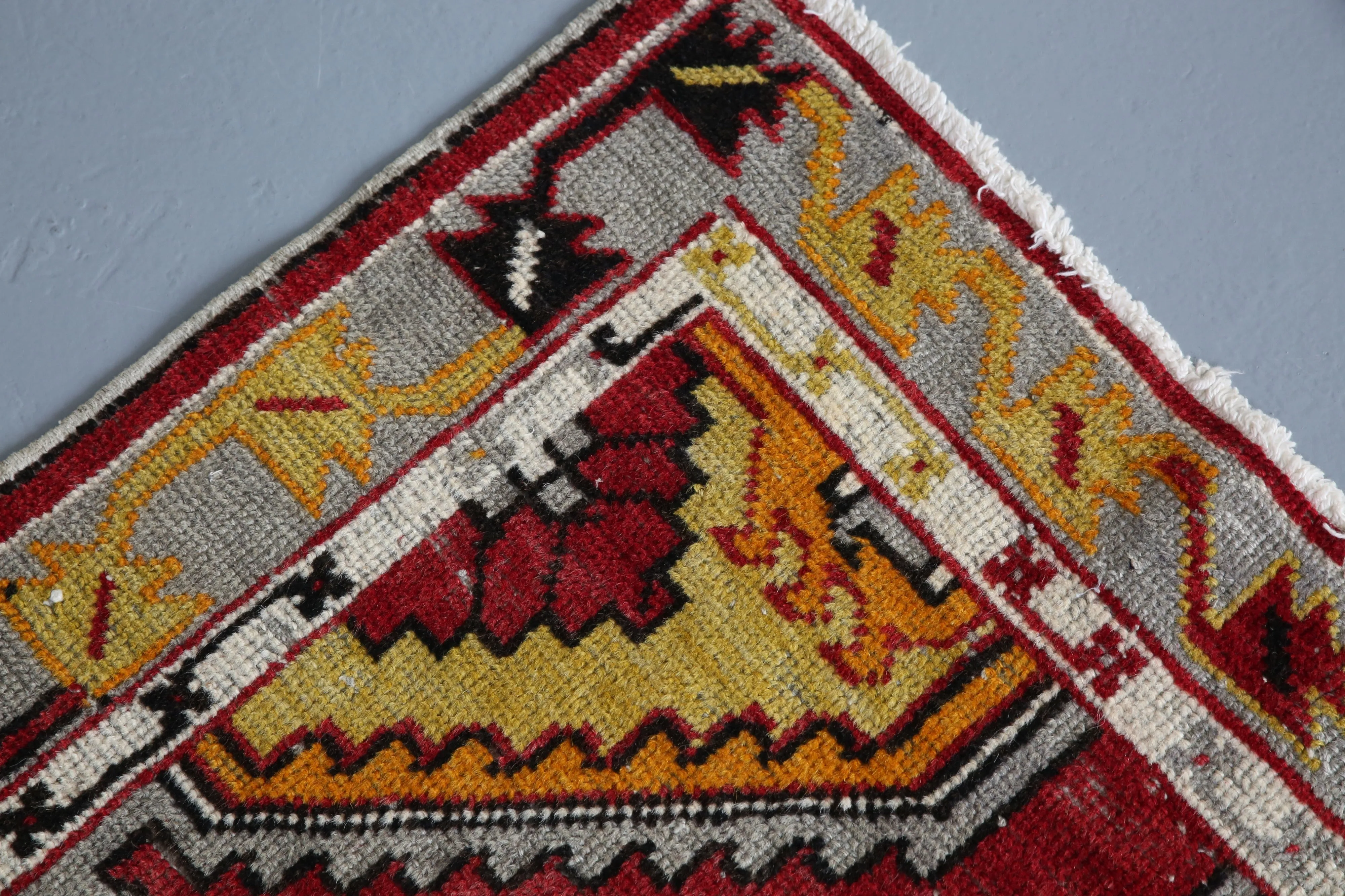 Vintage Anatolian Rug 2.7ftx6.2ft