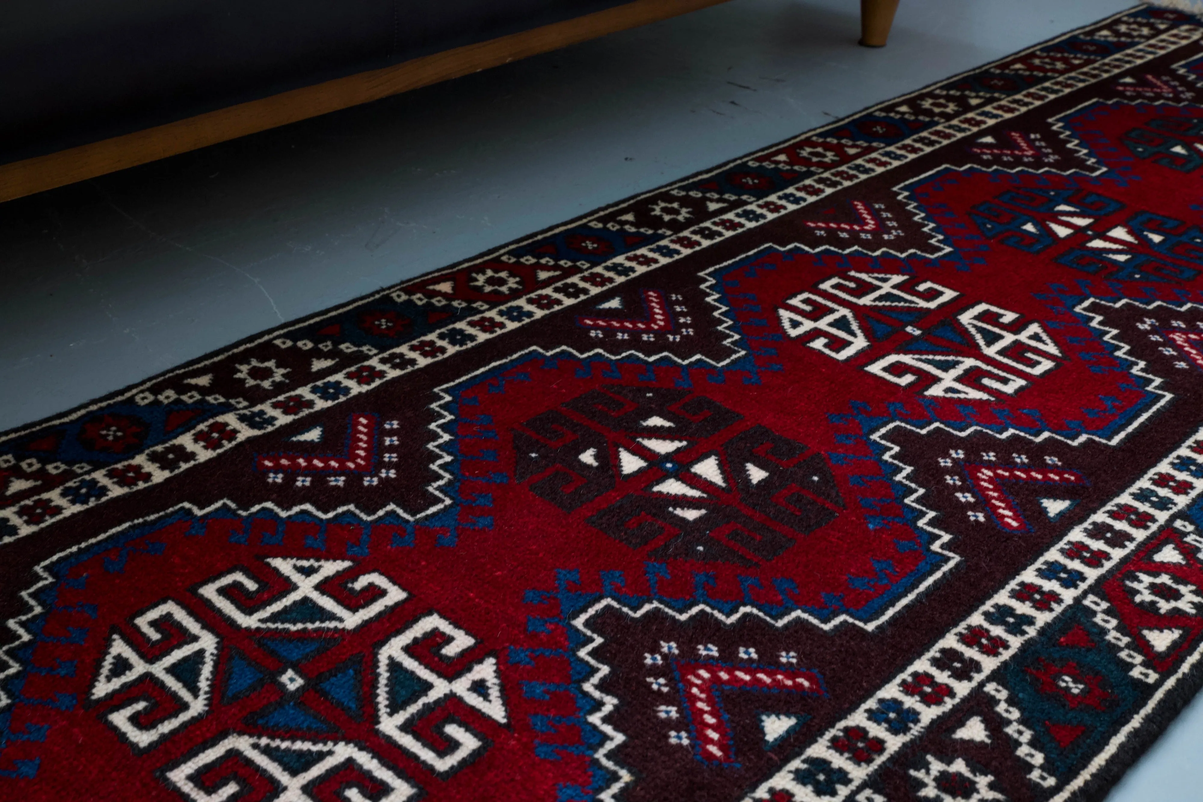 Vintage Turkish Dosemealti Runner Rug 2'6"x9'2"