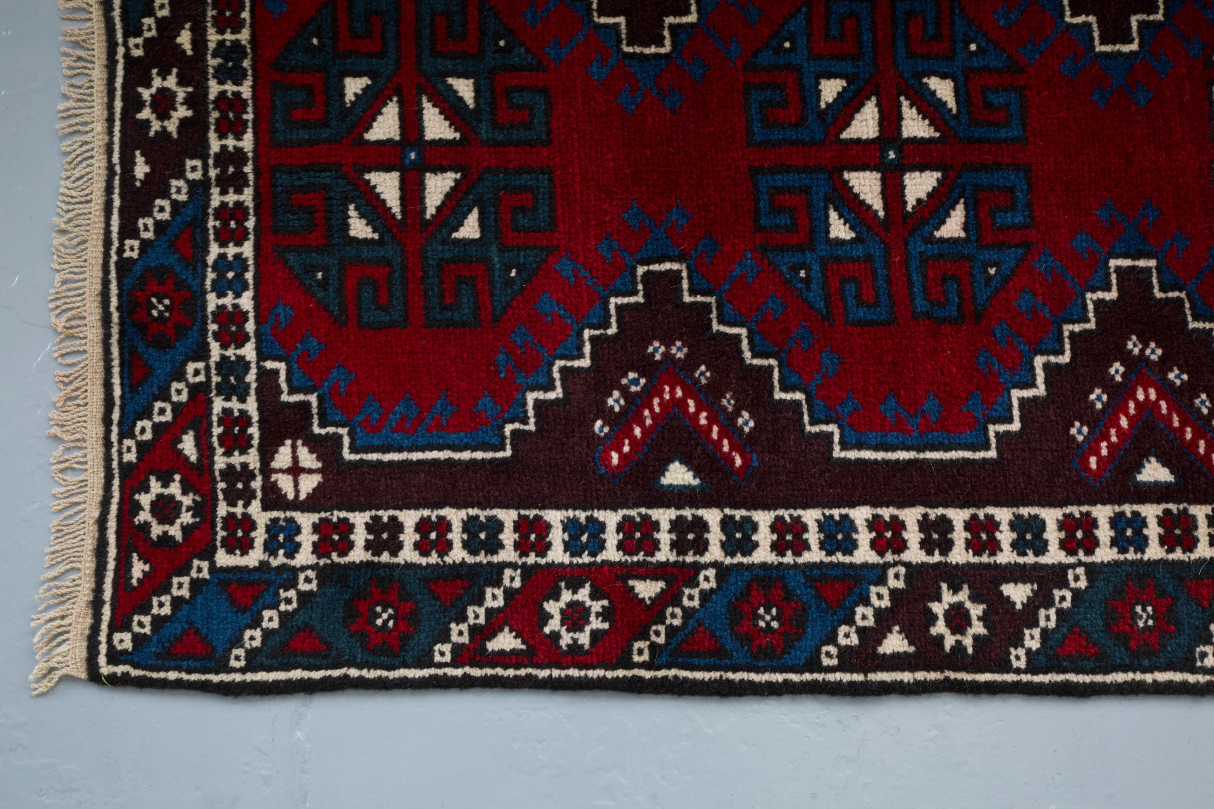 Vintage Turkish Dosemealti Runner Rug 2'6"x9'2"