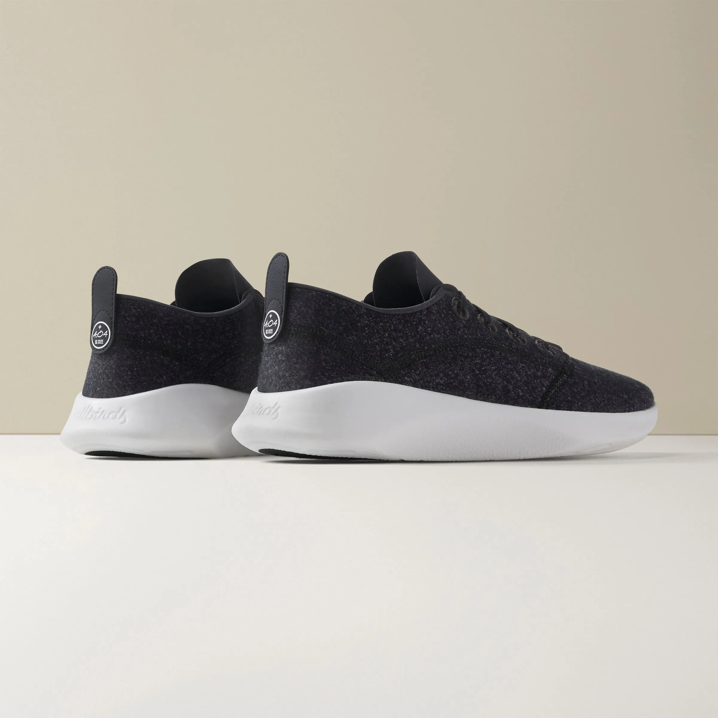 Women's SuperLight Wool Runners - Natural Black (Blizzard)