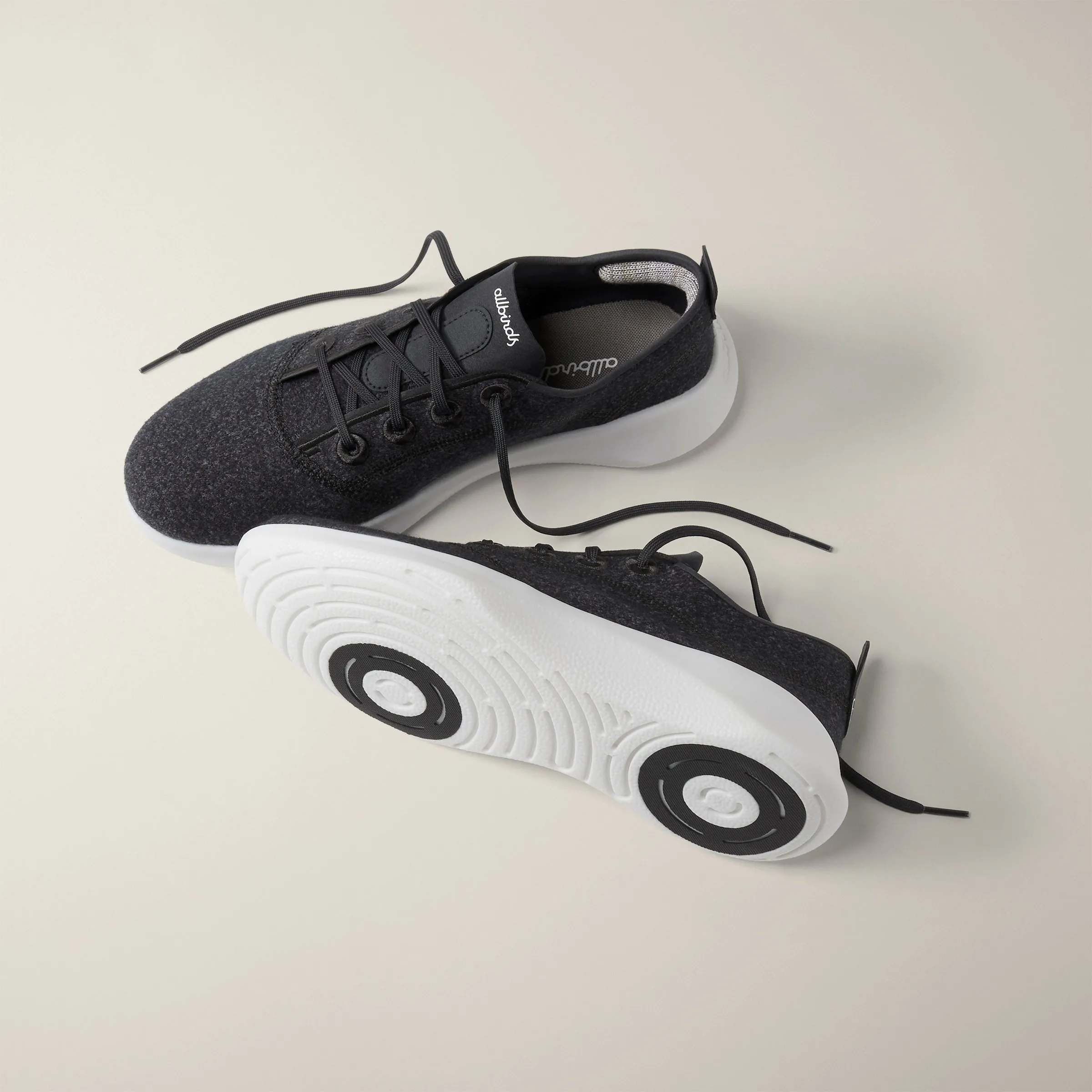 Women's SuperLight Wool Runners - Natural Black (Blizzard)