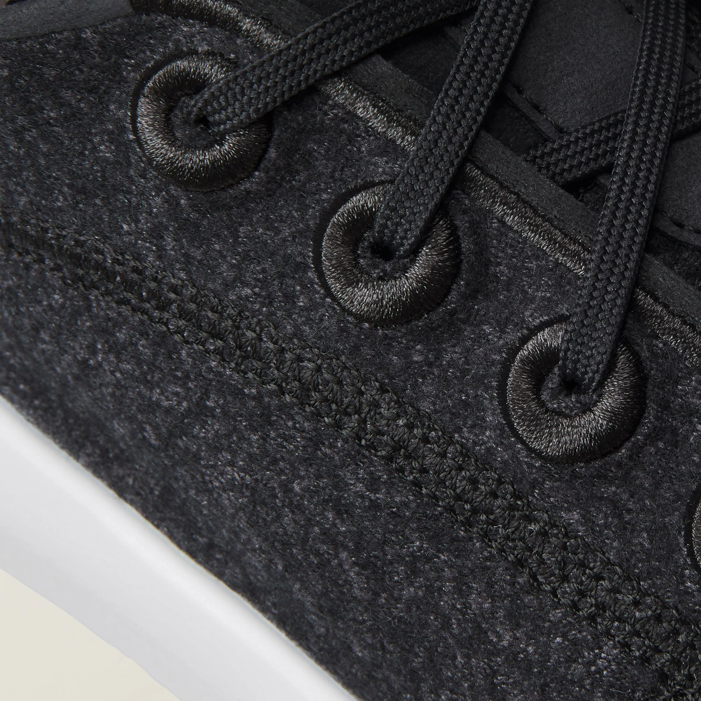 Women's SuperLight Wool Runners - Natural Black (Blizzard)